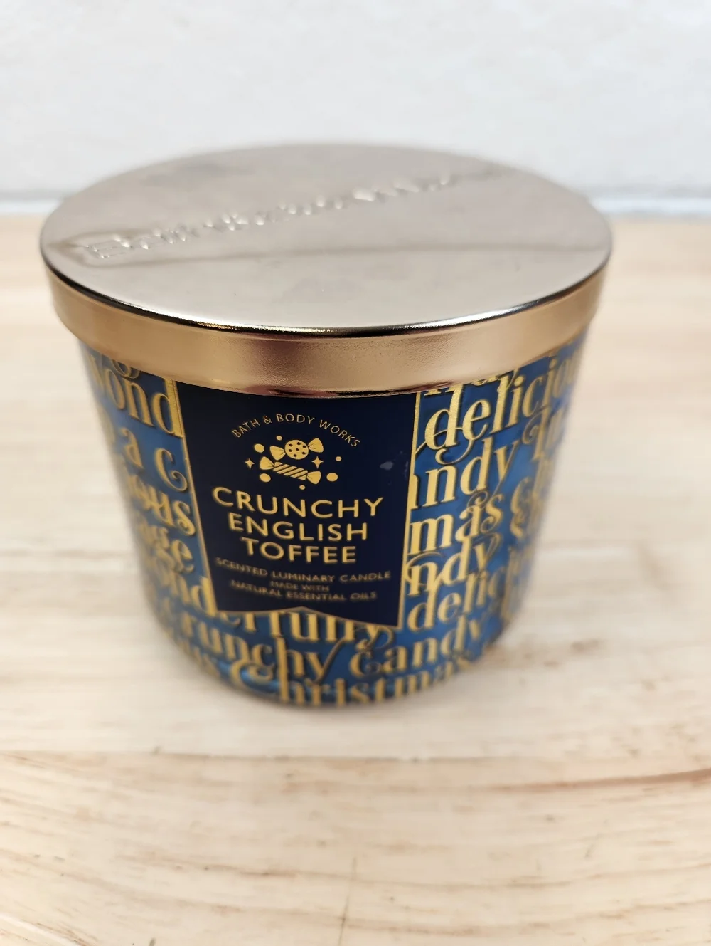 Bath & Body Works Candle Crunchy English Toffee 3 Wick 14.5 Oz - Picture 1 of 5